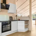 Ariadne - 400m From The Sea By Interhome
