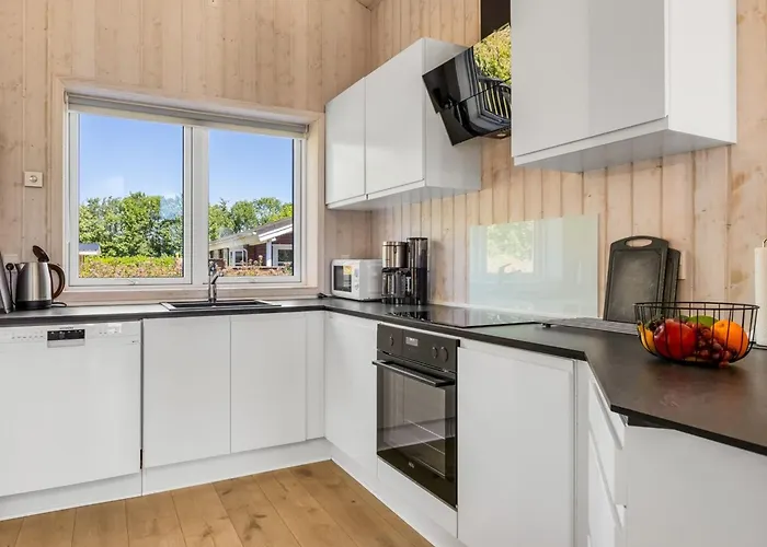 Ariadne - 400m From The Sea By Interhome